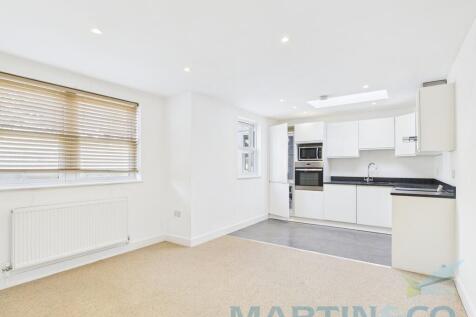 Living Room Pic 1