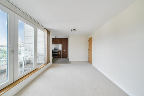 1316948-4-6863a03...