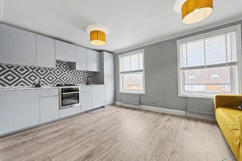 Kitchen/ reception