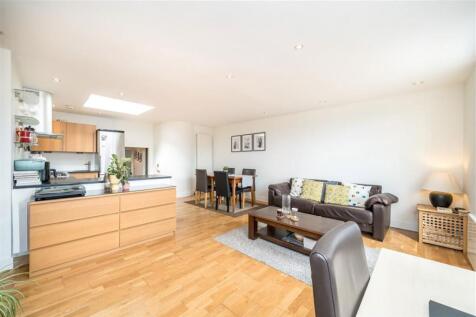 A beautifully presented and larger-than-average one-bedroom apartment, ideally located in the heart of the highly sought-after Munster Village. Positioned within an attractive mansion block and set ba