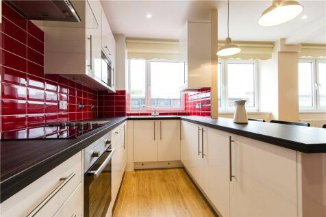 Reception/Kitchen