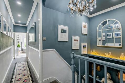 8660018-interior12-800.jpg
