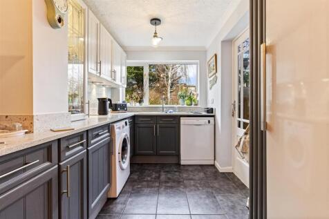 56 The Strand-018.JPG