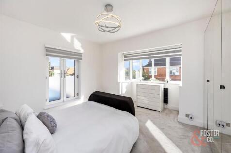 New Church Road, 85-005.JPG