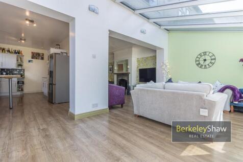 Moorland Avenue, Crosby