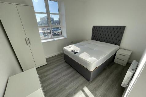 1 Bedroom House in WN3 4AG
