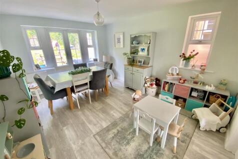 Bramleys Estate Agents - Whitley Road - Dewsbury (