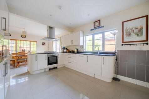 1380881-11-6915ba...