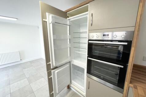 Fridge freezer