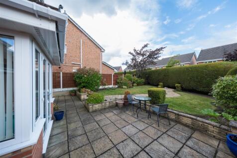 14 Trafalgar Close-031.JPG