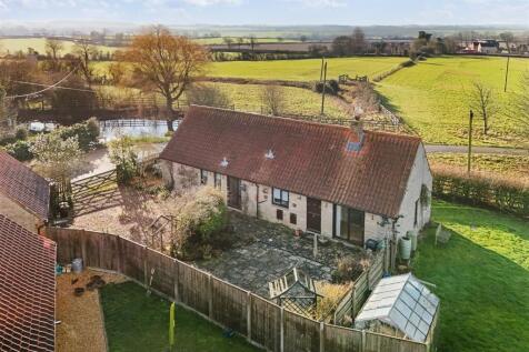 TheOldStablesWeb02.jpg