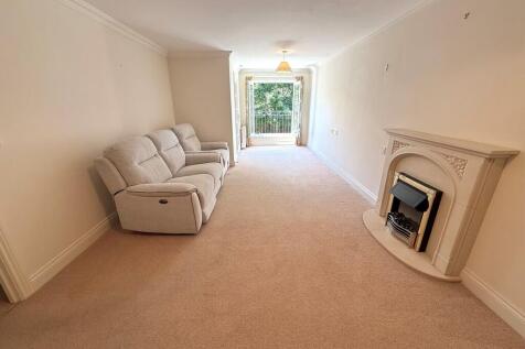 16 Pegasus Court ...