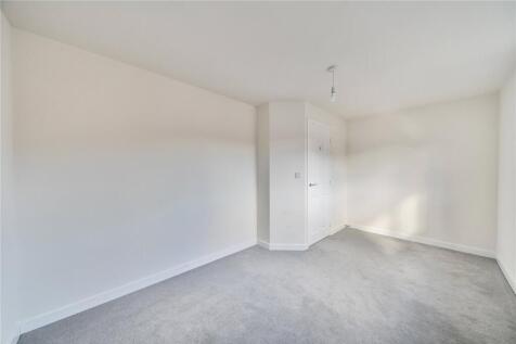 Second Bedroom (2)