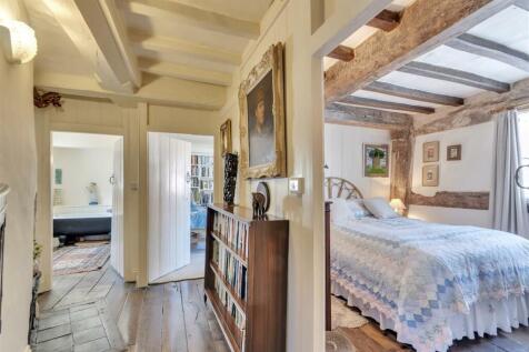 House - First floor hall.jpg