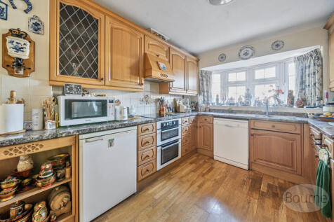 5b6d878b-af25-42d...