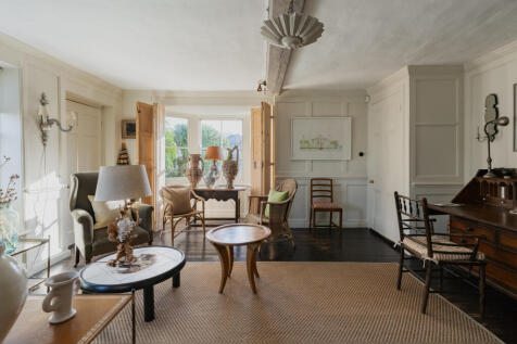 321166 - Swan House, Mistley-9.jpg