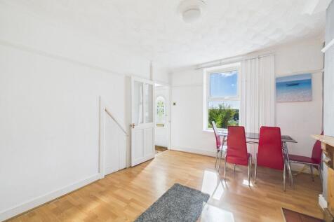 CAM02089G0-PR0573...