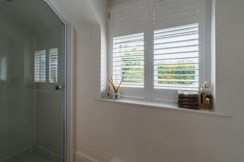 Bedroom 3 En-Suite Shower Room