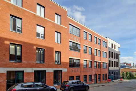 *ONE BEDROOM APARTMENT* *FURNISHED HOME* *AVAILABLE AUGUST*
*ALTERNATE DEPOSIT SCHEME AVAILABLE*