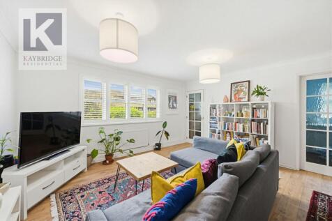 Trent Way, Worcester Park - KT4 8TW