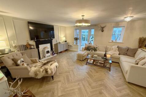 Living Dining Room