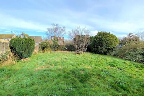 7 Pebsham Drive - Garden.jpg
