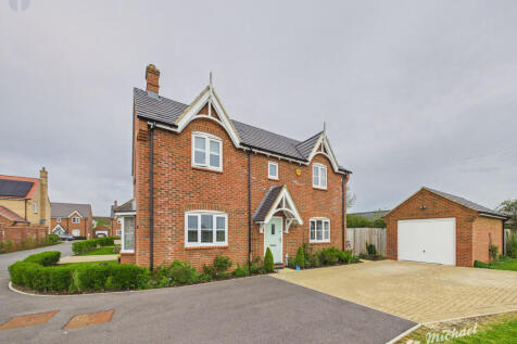 CAM03852G0-PR0622-STILL019