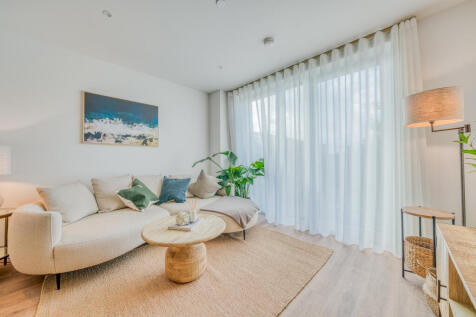 2 Bedroom Flat in BH15 1HX