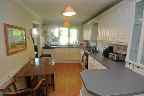 Kitchen Breakfast Room.JPG