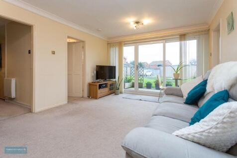 Sitting/Dining Room