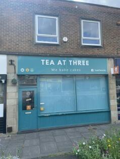 Retail Property (high street) to rent in cleckheaton