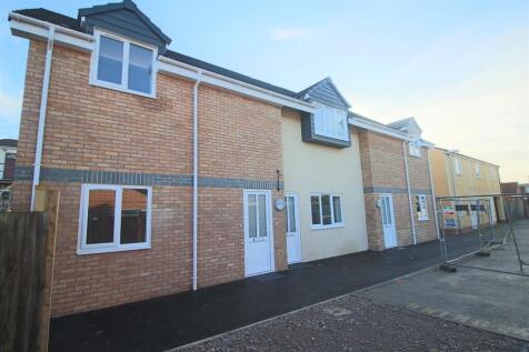 Berkeley Estates & Management are pleased to offer for rent this new build apartment located in an extremely popular area of Southmead. This property boasts a high standard of finish throughout and l