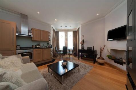 Reception/Kitchen