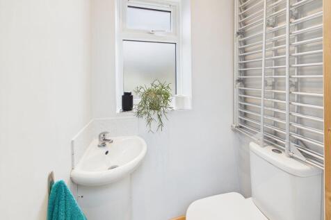 Cloakroom/WC