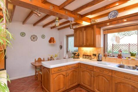 Kitchen/ Breakfast Room