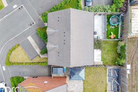 dji_fly_20250626_145420_0389_1751015778903_photo.j