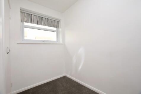 2 Bedroom bungalow t