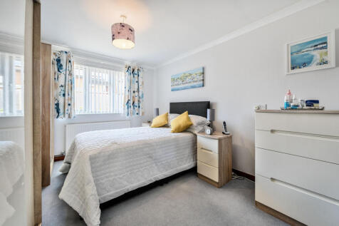 1314765-19-685daf...