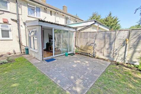 Rear Garden 2.jpeg