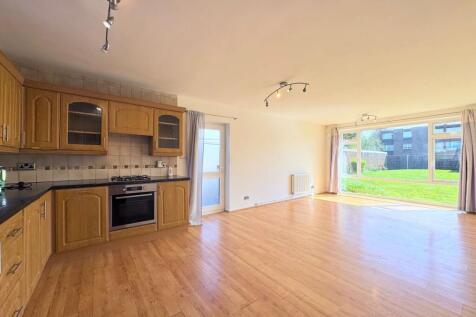 Lounge/kitchen/dining area