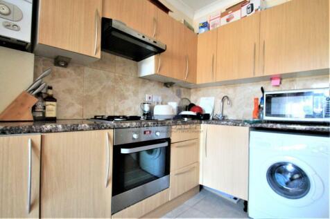 ANDRE JOSEPH ESTATES proudly presents to the rental market this spacious three double bedroom flat in the heart of Tooting Bec. This property boasts an open plan kitchen/living room, three double bedr