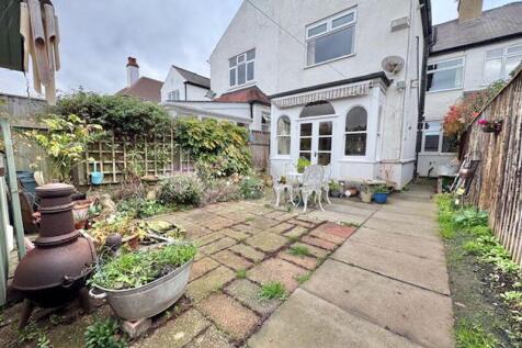 Rear garden view 4