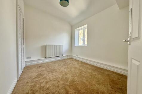 Bedroom2.jpg