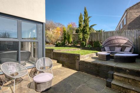 Garden - dining patios.jpg