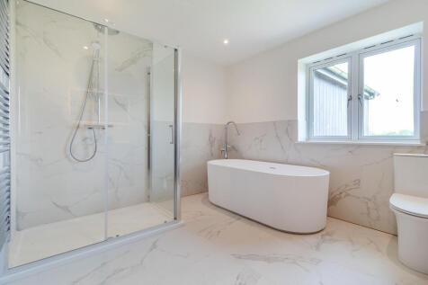 8608937-interior0...