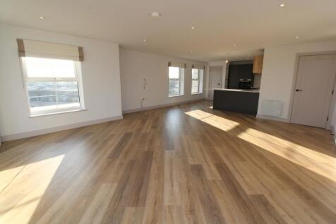 Lounge Kitchen