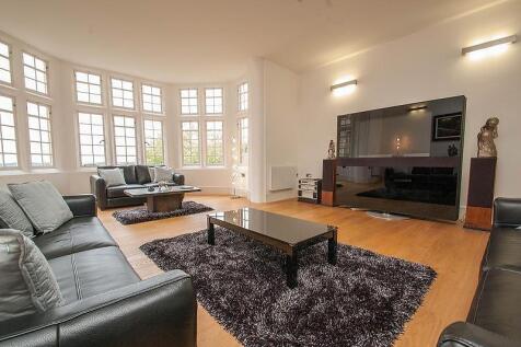 Lounge View 1