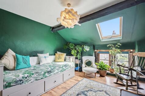 Bedroom Two - windows and seating.jpg
