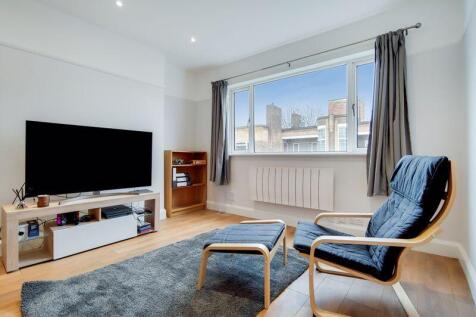Living room 3