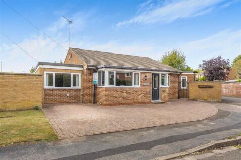 2 Poplar Close, Banbury-3.jpg